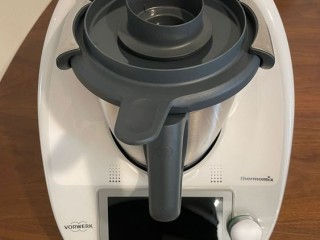 thermomix-tm6-in-einwandfreiem-zustand-hochwertiges-zubehor