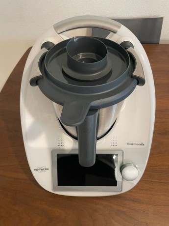 thermomix-tm6-in-einwandfreiem-zustand-hochwertiges-zubehor-big-0